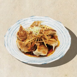เกี๊ยวหมูทอดซอสเปรี้ยวเสฉวน