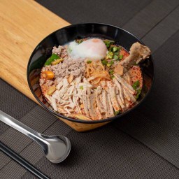 ก๋วยจั๊บญวน ต้มยำ