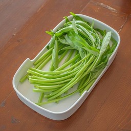 ผักบุ้ง