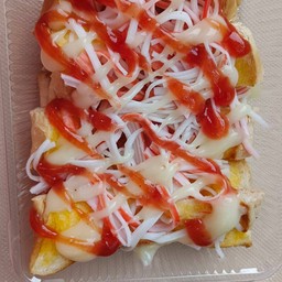 ปัง ปูอัด ชอสมะเขือเทศ มายองเนส