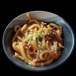 อูด้งผัดซอส หมู Stir-Fried Udon With Pork Sauce