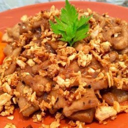 ไก่ทอดกระเทียมพริกไทย กับข้าว