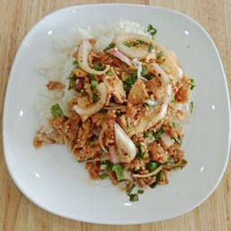 ข้าวยำไก่แซ่บ