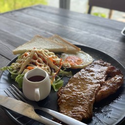 ก๋วยเตี๋ยวเรือ อีโปง
