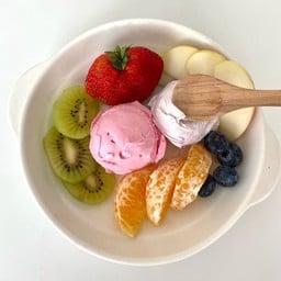 กรีกโยเกิร์ตโฮมเมด ทูโทนเลือกได้ 2 รส(100g)+Topping 4 อย่าง