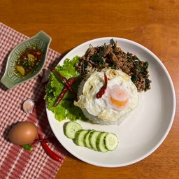 เจ้าหญิง กระเพรา-ไข่ข้น