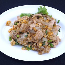 ก๋วยเตี๋ยวคั่วไก่..