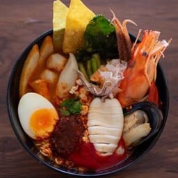 เย็นตาโฟต้มยำทะเล