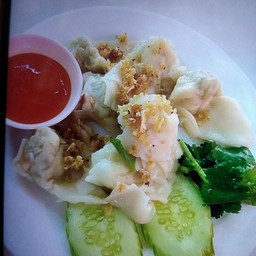 เกี๊ยวปลา&เกี๊ยวกุ้งลวกจิ้ม