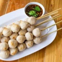 ข้าว กะเพราพริกแห้ง Thai food