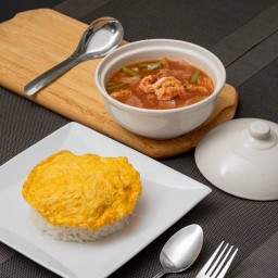 ข้าว + แกงส้ม + ไข่เจียว