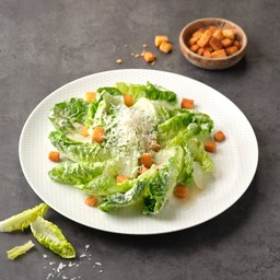 CLASSIC CAESAR SALAD