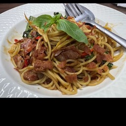 สปาเกตตี้ขี้เมาเบคอน