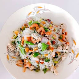 ข้าวผัดปู กระเพาะปลา ลุงกับป้า