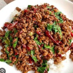 อันวา กะเพราพริกแห้ง