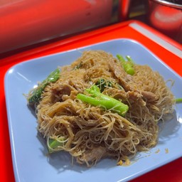 ผัดซีอิ๊วเส้นหมี่