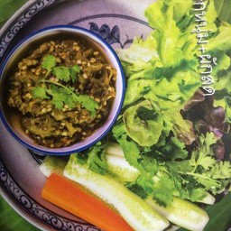 น้ำพริกหนุ่ม+ผักสด