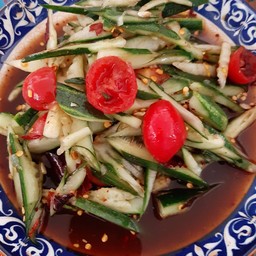 ตำเหลาแตงกวา