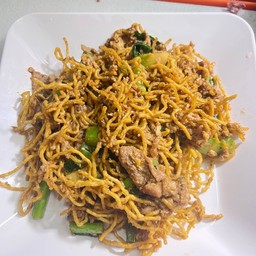 ผัดซีอิ๊วเส้นหมี่กรอบ