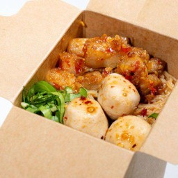 หมี่คลุกสามชั้นคั่วพริกเกลือ