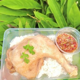 ข้าวไก่ต้มน้ำปลา