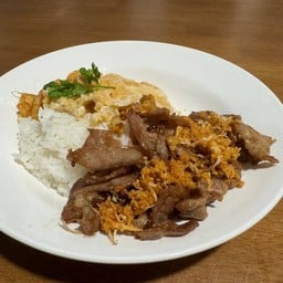 เจีย ข้าวมันไก่ และกระเพราะไข่ข้น