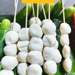 ลูกชิ้นหมูเมืองทอง