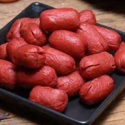 ไส้กรอกแดงทอด(15ลูก)