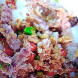 กั้งผัดพริกขี้หนูราดข้าว