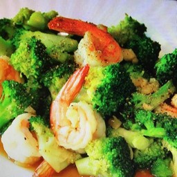 E05-กุ้งผัดบร็อกโคลี่