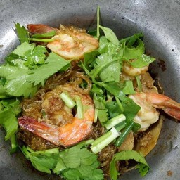 กุ้งอบวุ้นเส้น