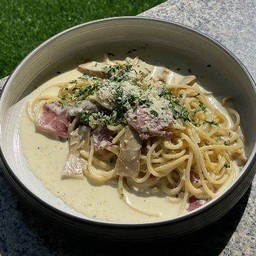 สปาเก็ตตี้แฮม+เห็ด