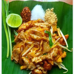 ผัดไทยไก่