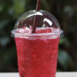 อิตาเลียนโซดาสตอเบอรี่