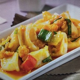F03-หมึกผัดไข่แดง