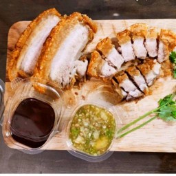 หมูกรอบ คุณไอซ์ (ซอยคุณพระ) คลองหลวง 27 /ซอยคุณพระ