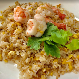 ข้าวผัดกุ้งเล็กไลน์แมน