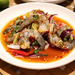 ยำกุ้งสด