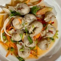 ยำเกี๊ยวปลา