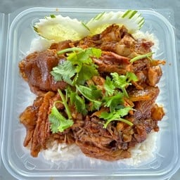 ข้าว 2 ใจ ขาหมู+ไก่ตุ๋น (ผัดหม่าล่า)