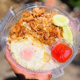 ครัวบ้านเบส ข้าวปลาแกะกับอาหารตามสั่ง