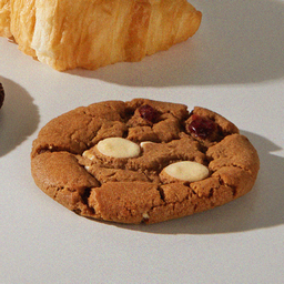 White Choc Cranberry  Cookie