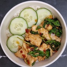 ข้าวกระเพราไก่