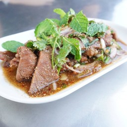 น้ำตกคอหมูย่าง