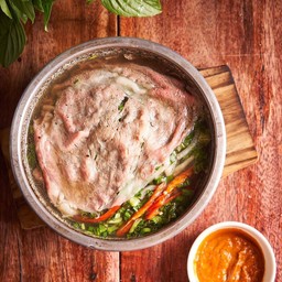 เฝอเนื้อวากิว (พิเศษ)