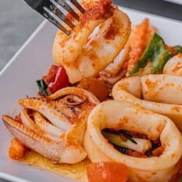 ::ปลาหมึกผัดไข่เค็ม