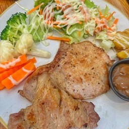 สเต็กหมูพริกไทยดำ