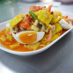 ตำข้าวโพดไข่เค็ม