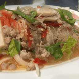 ยำวุ้นเส้นหมูยอ หมูสับ