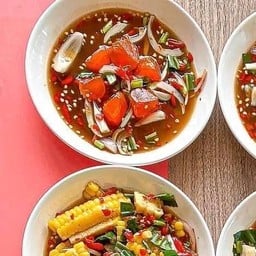 คุณตำรวจ ยำ ส้มตำ อาหารตามสั่ง สุพรรณบุรี สาขา 3